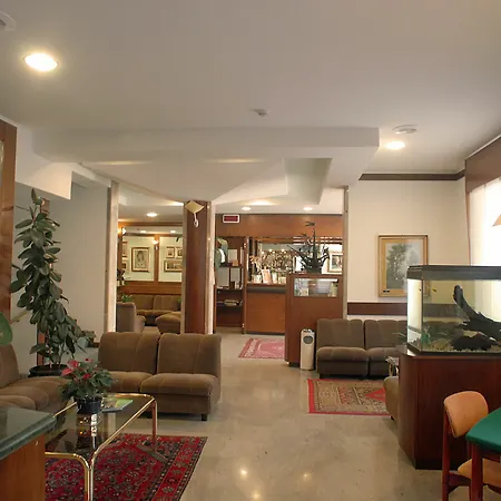 Milton Iris 3*