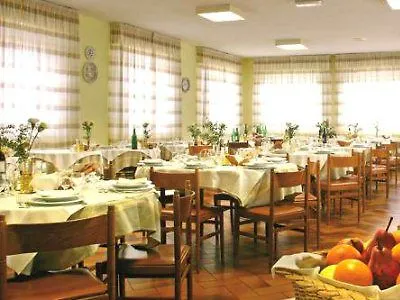 Milton Iris Hotel