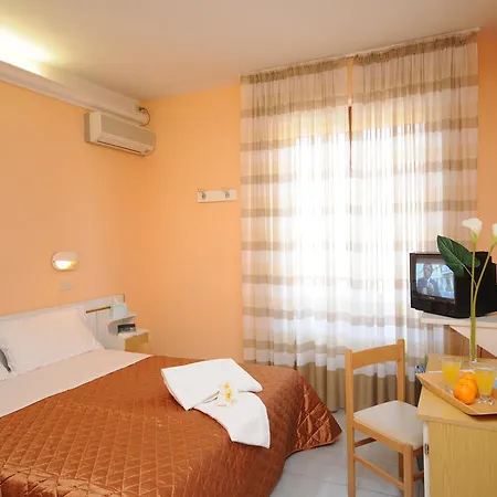 Hotel Milton Iris